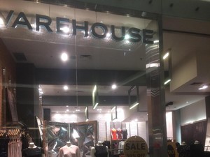 Brand Busana Warehouse Diskon Hingga 50% di Senayan City