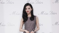 Tampil santai pun, ia tetap terlihat cantik ya? Kevin Lee/Getty Images/detikFoto.