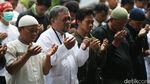 Massa Aksi Damai Aleppo Salat Zuhur dan Doa Bersama