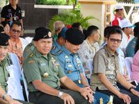 Melihat Kemeriahan Parade Bela Negara di Padang