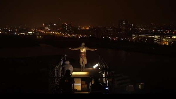 Jangan Ditiru! Menantang Maut Lewat Aksi Leap of Faith Jangan Ditiru! Menantang Maut Lewat Aksi Leap of Faith
