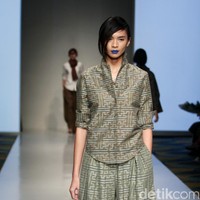 Foto: MKoleksi Auguste Soesastro yang mengusung tema KROMO di IPMI Trend Show 2017. Senayan City. Jakarta. [Foto: Mohammad Abduh/Wolipop]