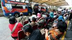 Warga Ramai-ramai Tukar Rupiah Baru di Blok M Square