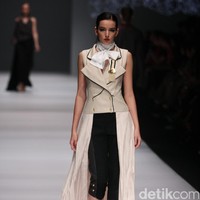 Koleksi Busana Major Minor MAHA di Jakarta Fashion Week 2017. Senayan City. Jakarta. [Foto: Mohammad Abduh/Wolipop]