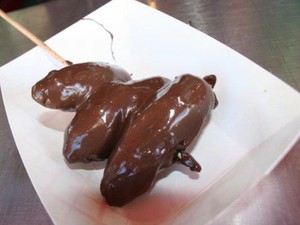 Dengan Layanan Ini Anda Bisa Kirim Cabai Super Pedas Berbalut Cokelat untuk Isengi Teman