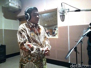 Plt Gubernur DKI Ikut Sesi Rekaman Suara Lagu Indonesia Pusaka