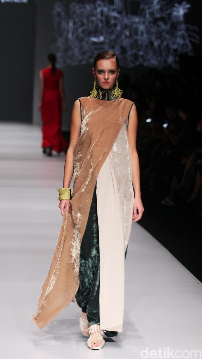 Koleksi Busana Major Minor MAHA di Jakarta Fashion Week 2017. Senayan City. Jakarta. [Foto: Mohammad Abduh/Wolipop]