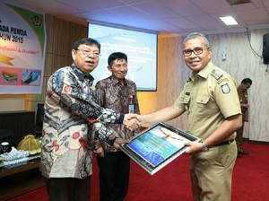 Raih WTP dari BPK, Wali Kota Makassar Dapat Piagam dari Kemenkeu