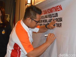 Komunitas Mobil Perangi Narkoba