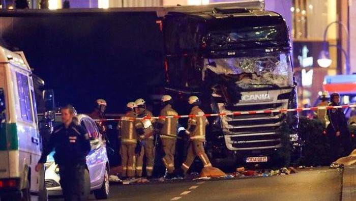 Polisi Berlin Duga Truk Dibajak Sebelum Menerjang Warga di Pasar Natal