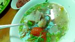 Gurih Pedas, Ayam Goreng dengan Dua Sambal Sunda