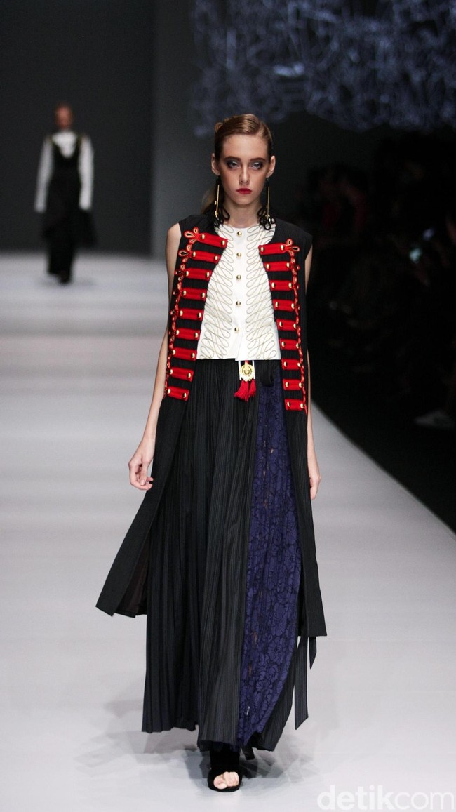 Koleksi Busana Major Minor MAHA di Jakarta Fashion Week 2017. Senayan City. Jakarta. [Foto: Mohammad Abduh/Wolipop]