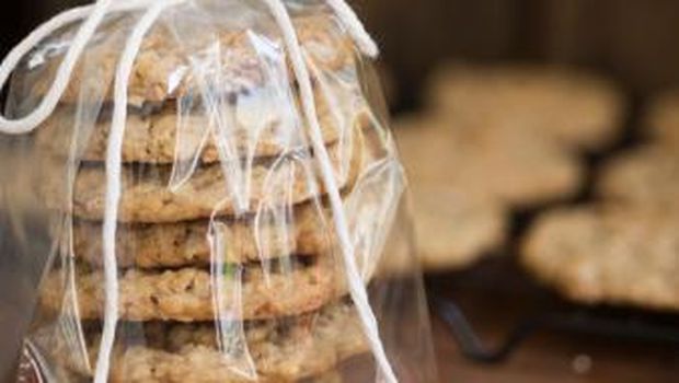 Psikolog Sebut Bikin Kue Bisa Atasi Murung dan Sedih