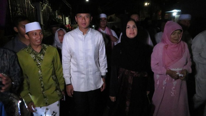 Didampingi Annisa Pohan, Agus Hadiri Peringatan Maulid Nabi di Pasar Minggu