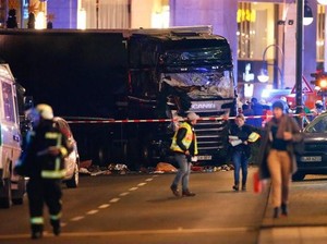 Truk Menabrak Pasar Malam di Berlin, 9 Orang Dilaporkan Tewas
