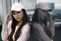 Orang di Balik Britney dan Girls Generation Tangani Lagu Debut Angela Vero