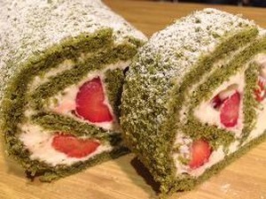 Menu Natal: Nuansa Hijau dalam Sajian Salad Pasta hingga Bolu Gulung