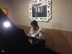 Plt Gubernur DKI Main Piano, Sampaikan Pesan Kebhinnekaan Lewat Harmoni Nada