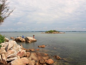 Simak! Ini 7 Rekomendasi Pantai Hidden Gem di Bangka Belitung