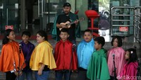 Di pentas ini, anak-anak dan para pemain lainnya diharapkan dapat menyebarkan 10 nilai integritas yang terdiri dari jujur, peduli, mandiri, disiplin, tanggung jawab, kerja keras, sederhana, berani, adil, dan jujur.