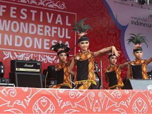 Kemenpar Akan Perkuat Crossborder Festival di Tahun 2017