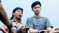 Mastur pun mengaku bangga dan senang karena putranya itu bisa terjun ke dunia entertain. Pool/Ismail/detikFoto.