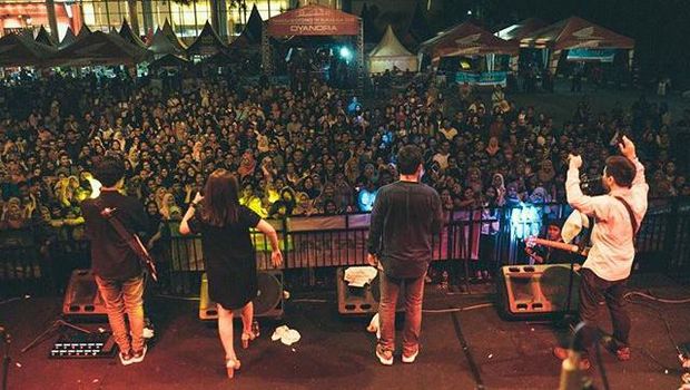 Hivi Hingga Sheryl Sheinafia Keluarkan Single-Single Terhot Sepanjang 2016