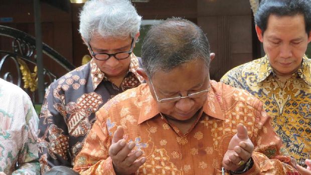 Darmin Rayakan Ultah ke-68 Bersama Cucu