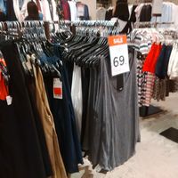 Mango Diskon Hingga 50%, Atasan Mulai dari Rp 69 Ribu