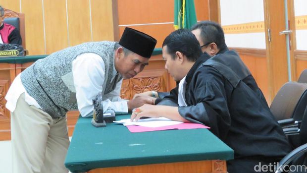 Naman Sanip jalani sidang vonis