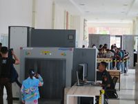 Mirip Bandara, Begini Pengamanan di PLBN Entikong