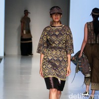 Karya busana Didi Budiardjo di IPMI Tren Show 2017. The Hall Senayan City Lt.8, Senayan City. Jakarta. [Foto: Mohammad Abduh/Wolipop]