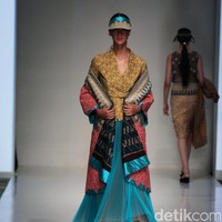 Karya busana Didi Budiardjo di IPMI Tren Show 2017. The Hall Senayan City Lt.8, Senayan City. Jakarta. [Foto: Mohammad Abduh/Wolipop]
