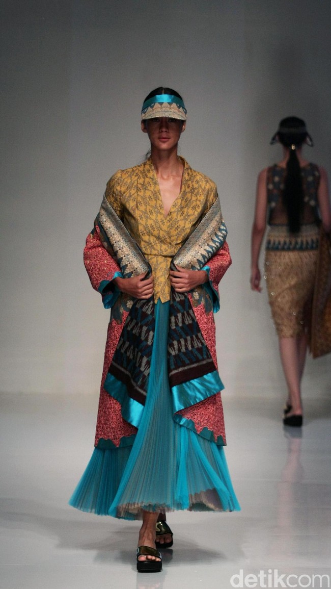 Karya busana Didi Budiardjo di IPMI Tren Show 2017. The Hall Senayan City Lt.8, Senayan City. Jakarta. [Foto: Mohammad Abduh/Wolipop]