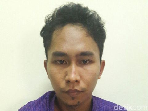 Polisi Sita Pipa dan Kabel dari Anggota Teroris Gonggong Rebus di Batam