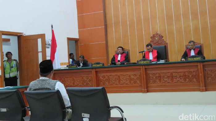 Penghadang Kampanye Djarot Divonis Hukuman Percobaan 4 Bulan