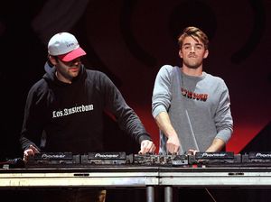 Ups! Mariah Carey Dua Kali Salah Sebut The Chainsmokers Jadi One Direction