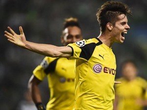 Dortmund Pagari Julian Weigl dengan Kontrak Baru