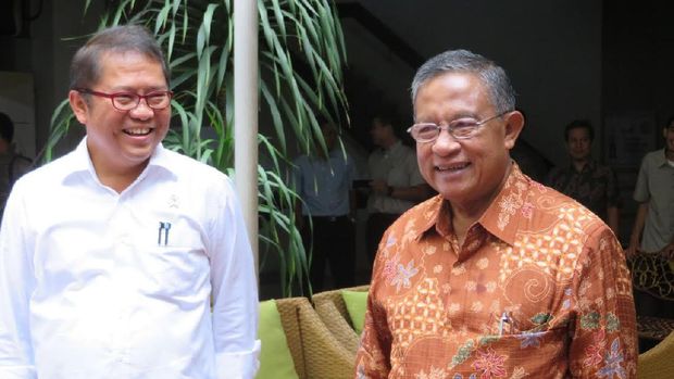 Darmin Rayakan Ultah ke-68 Bersama Cucu