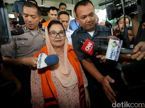 Eks Menkes Siti Fadilah Kembali Diperiksa KPK