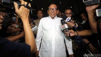 Pada pemeriksaan sebelumnya itu, Jafar juga dimintai keterangan sebagai saksi atas tersangka Sugiharto yang merupakan mantan Direktur Pengelola Informasi Administrasi Kependudukan Direktorat Jenderal Kependudukan dan Pencatatan Sipil (Ditjen Dukcapil). Dalam proyek ini, Sugiharto adalah pejabat pembuat komitmen.