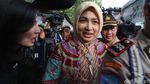 Airin Datangi Kontrakan Teroris Bom Tangsel
