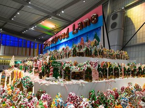 Ini 5 Tips dari Pemegang Rekor untuk Bikin Konstruksi Gingerbread House yang Kuat