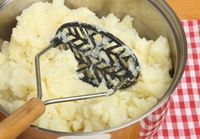 Ini Caranya Chef Steby Rafael Bikin Mashed Potato yang Gurih Enak 