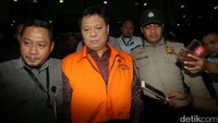 Bambang resmi ditahan oleh KPK usai menjalani pemeriksaan sebagai tersangka.