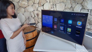Televisi ini berbasis Android 5.1.1 (Foto: detikINET/Adi Fida Rahman)