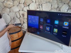 TV Pintar TCL Bergaya Ramping dan Kaya Fitur