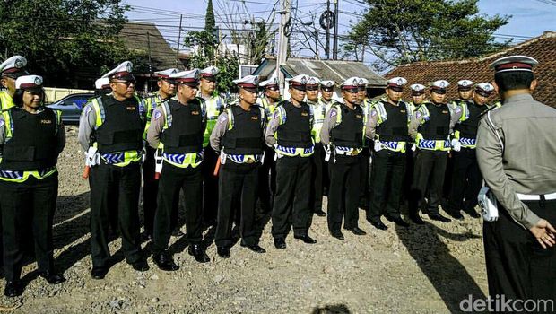 Hindari Macet Parah di Puncak Saat Liburan, Polisi Siapkan Jalur Alternatif