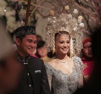 Cantiknya Gaun Pengantin 5 Selebriti Indonesia Sepanjang 2016