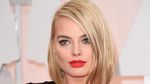10 Pesona Margot Robbie yang Menyihir